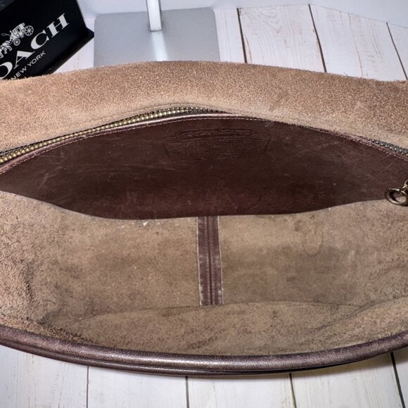 Vintage Coach 1980s NYC Mahogany Classic Pouch Shoulder Bag Purse 9.5x9x4” VGUC* - Picture 8 of 10